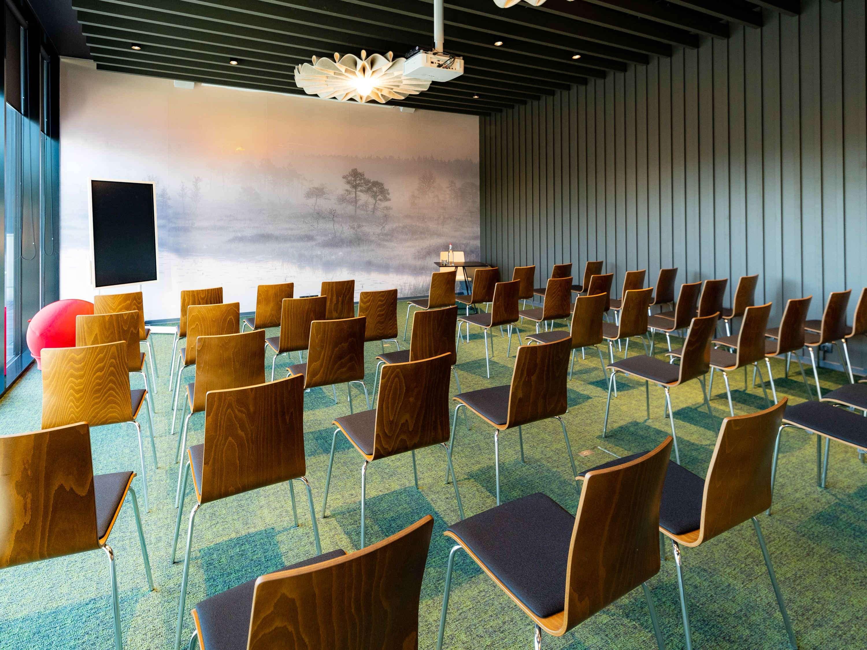Ibis Tallinn Center Bagian luar foto